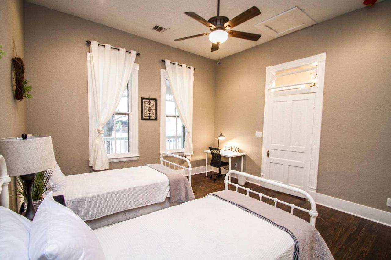 Wyoming St Restored Historic 2Br/1Ba Downtown San Antonio Exterior photo